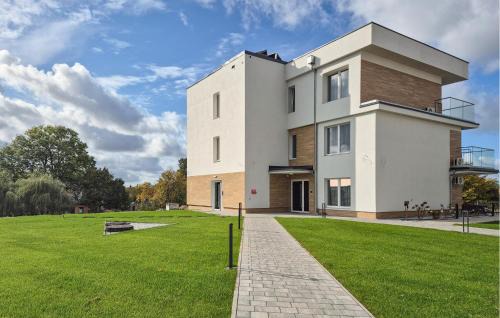 Insko Apartment | Beautiful Apartment In Insko With Sauna