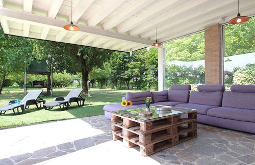 Silea House | Beautiful apartment in villa for 4 people with A/C, pool, WIFI, patio and parking