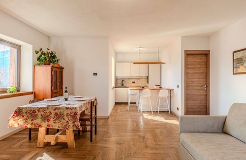 Sorico House | Beautiful apartment in villa for 6 people with WIFI, TV, patio, pets allowed and parking