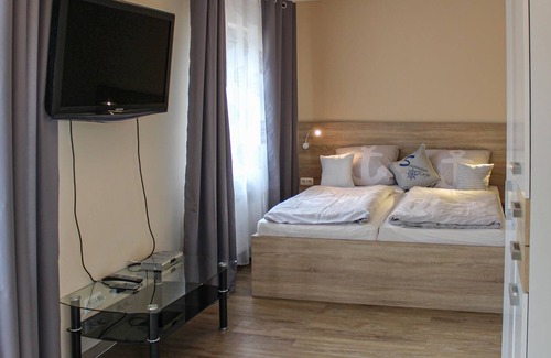 Lembruch Apartment | Beautiful Apartment in Lembruch With Wifi