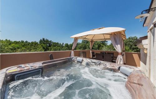 Antonci Apartment | Beautiful Apartment In Porec