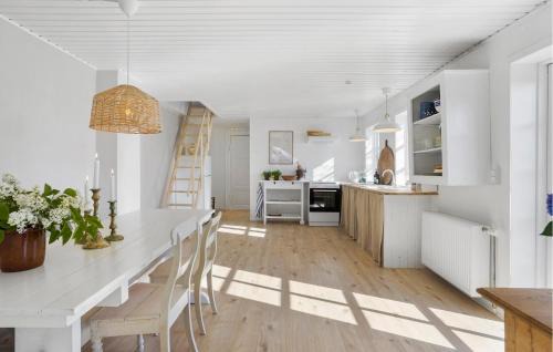 Lohals Apartment | Beautiful Apartment In Tranekær