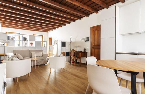 Corteolona Villa | Beautiful apartment in villa for 2 people with A/C, WIFI, TV, panoramic view and parking
