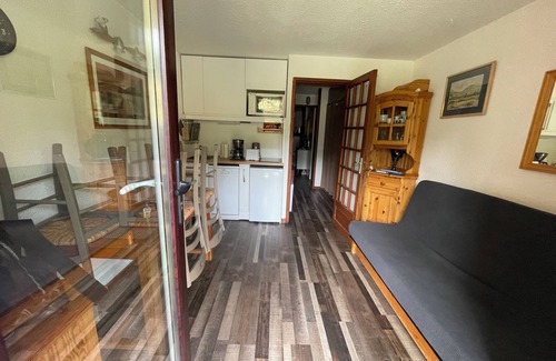 Risoul Apartment | Beautiful apartment, right on the slopes (swimming pool and private tennis court in summer)
