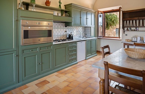 San Gimignano Apartment | Beautiful apartment with WIFI, A/C, pool, panoramic view and parking, close to San Gimignano