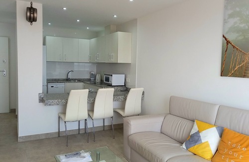 Mojacar Apartment | Beautiful apartment with spectacula seaviews, private partking, WiFi & UKTV