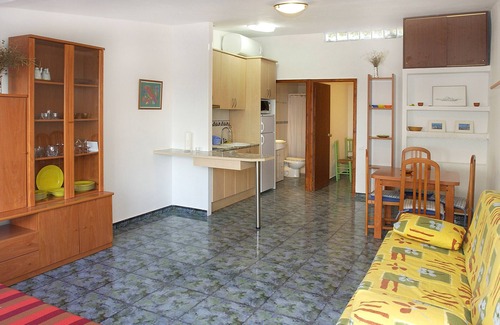 Calafat Apartment | Beautiful apartment with living room, double bedroom, bathroom and terrace