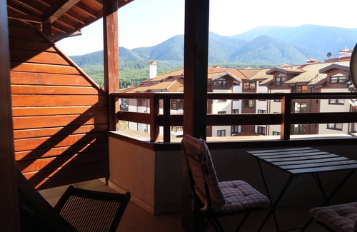 Shiligarnika Apartment | Beautiful Apartments with Spa, 5 minute walk to gondola ski lift