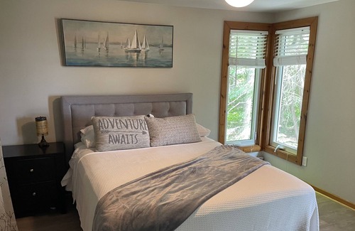 Bobcaygeon Apartment | Beautiful Atmosphere on Sturgeon Lake