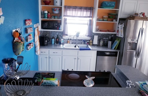 Galveston House | Beautiful Beach bungalow with views of the beach