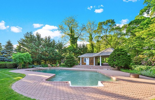 East Moriches House | BEAUTIFUL BEACH ESCAPE NEAR WESTHAMPTON BEACH VILLAGE!!