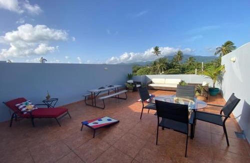 Playa Fortuna Apartment | Beautiful Beach Front Penthouse w Rooftop Terrace