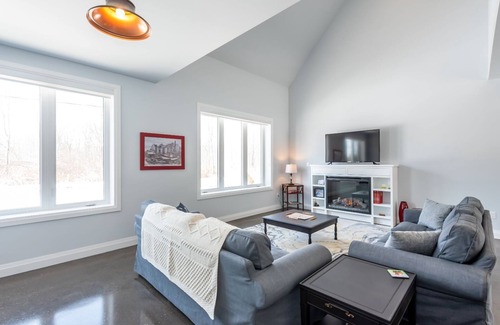 Dunnville House | Beautiful beach house with everything you'd ever need to just show up and relax.