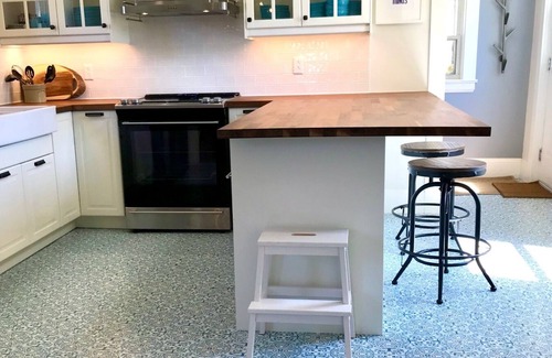 Port Hood House | Beautiful Beach House! Restored 1908 Victorian Spaciously Sleeps 8, 2 Full Baths