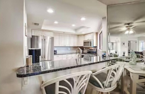 Redington Beach House | Beautiful Beachfront Condo overlooking the Gulf of Mexico