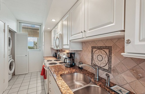 Longboat Key Condo | Beautiful beachfront condo on Longboat Key, FL!
