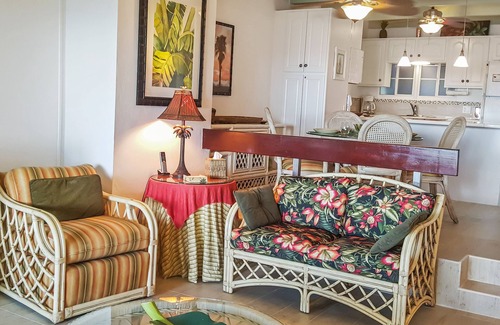 Philipsburg Villa | Beautiful beachfront at The Villas On Great Bay