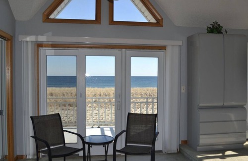 Lavallette House | Beautiful Beachfront Summer Rental