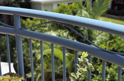 Bilinga Apartment | Beautiful Bilinga Beach Apartment, Peaceful yet close to airport & all amenities