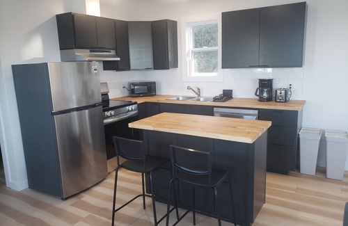 Tangier Cottage | Beautiful brand new cottage overlooking the islands of Pleasant Harbour