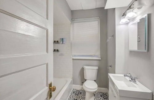 Tower Grove South House | Beautiful, Brand New Tower Grove Units! 1s&1n