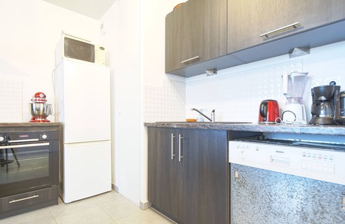 Saint-Rambert Apartment | Beautiful Bright Apt With Terrace