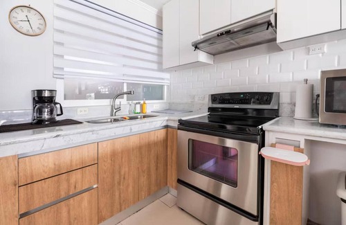 Escazu Condo | Beautiful Condo just steps from Avenida Escazu in an unbeatable location