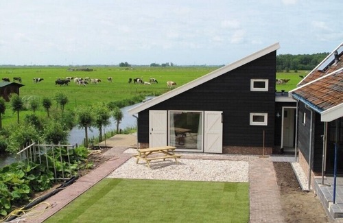 's-Molenaarsbuurt Cottage | Beautiful, country style cottage near the windmill, polder and windmill view