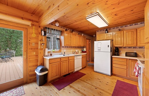 Spearfish House | Beautiful Cabin in the Black Hills-near Spearfish & Sturgis!