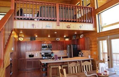 Cloudcroft Cabin | Beautiful Cabin just 6 Miles from Cloudcroft!