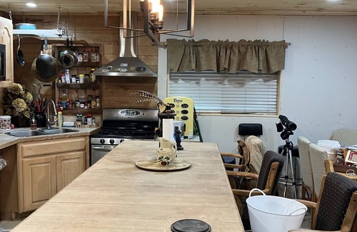 Weston Cabin | Beautiful Cabin located in the Blue mountain’s, pet friendly and many extras.