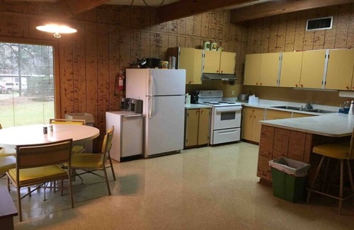 Turtle Beach House | Beautiful Cabin Near Turtle Beach Lodge-ToledoBend Lake-Fishing