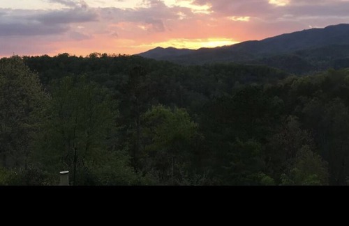 Marble Cabin | Beautiful cabin with long range views.