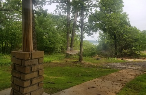 Cookson Cabin | Beautiful Cabin with Tenkiller Lake View