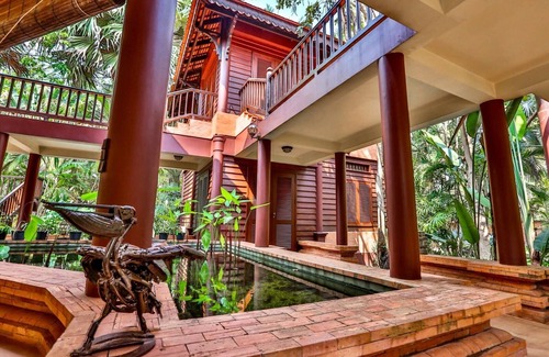 Siem Reap Villa | Beautiful Cambodian Villa with pool