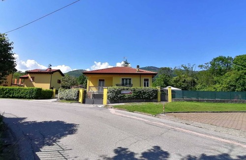 San Martino House | Beautiful "Casa Vacanza Elena" with Mountain View, Garden, Balcony and Wi-Fi