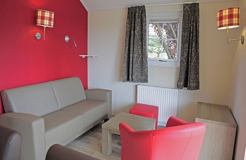 Reutum Ski Chalet | Beautiful chalet on a playground, in a holiday park in the heart of Twente