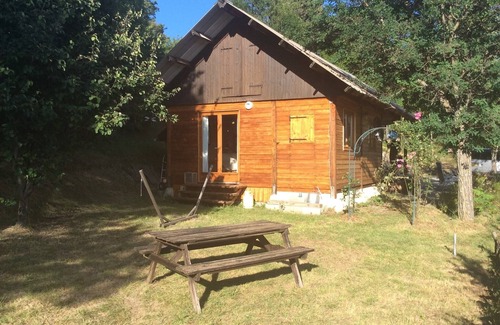 Saint-Apollinaire Ski Chalet | Beautiful chalet with terrace