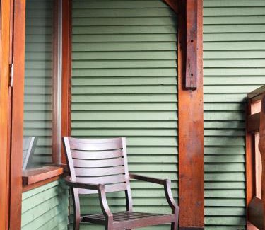 Ucluelet Apartment | Beautiful Condo In A Great Location, Oceanfront Complex - Oe
