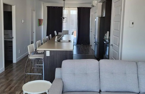 Quartier 5-4 Apartment | Beautiful condo in Beauport