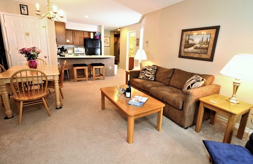 Killington Condo | Beautiful condo nestled slope side on Pico Mtn-walk to lift &ski back! 202