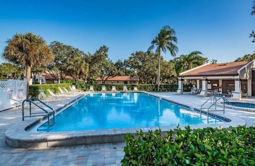 Palm Harbor Condo | Beautiful Condo on Tarpon Woods Golf Course