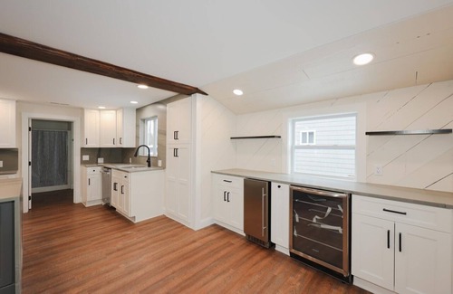Lochmere House | Beautiful contemporary home with a dock on Lake Winnisquam