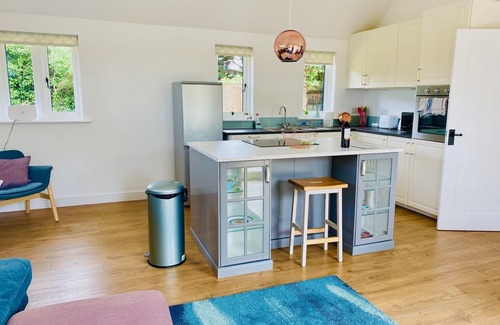 New Forest District House | Beautiful, cosy New Forest 2 bed cottage, close to the beach!