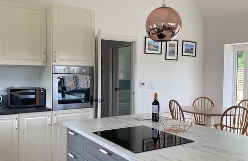 New Forest District House | Beautiful, cosy New Forest 2 bed cottage, close to the beach!