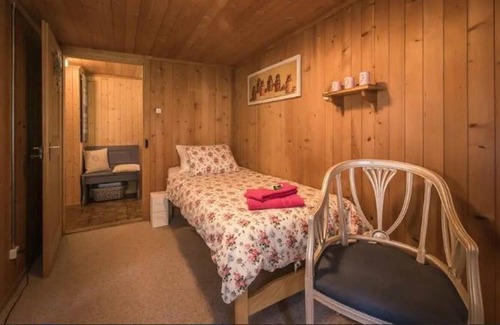 Lauterbrunnen Ski Chalet | Beautiful cosy rustical Chalet