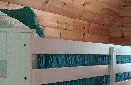 Sandy Creek Cottage | Beautiful cottage in Sandy Creek NY