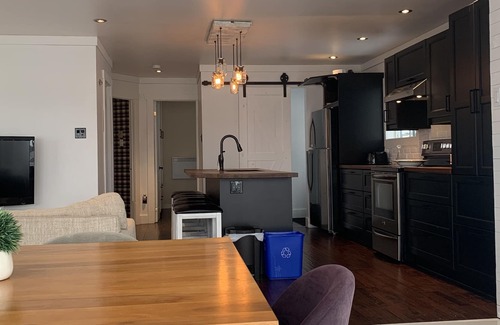 Henryville Ski Chalet | Beautiful cottage on the Richelieu River