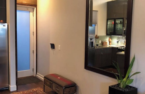 Eureka Valley Cottage | Beautiful Cottage, hot tub, in great neighborhood