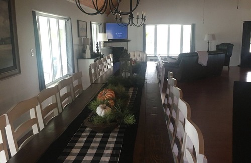 Powhatan Other | Beautiful Country Farmhouse on 2 acres, sleeps 12, Hunting & Fishing Area!